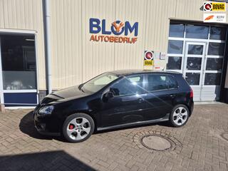 Volkswagen Golf V