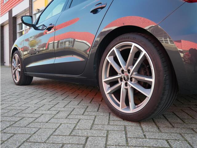 Audi A1 Sportback S line 18'|Stoelverwarming| ACC| Carplay| Virtual