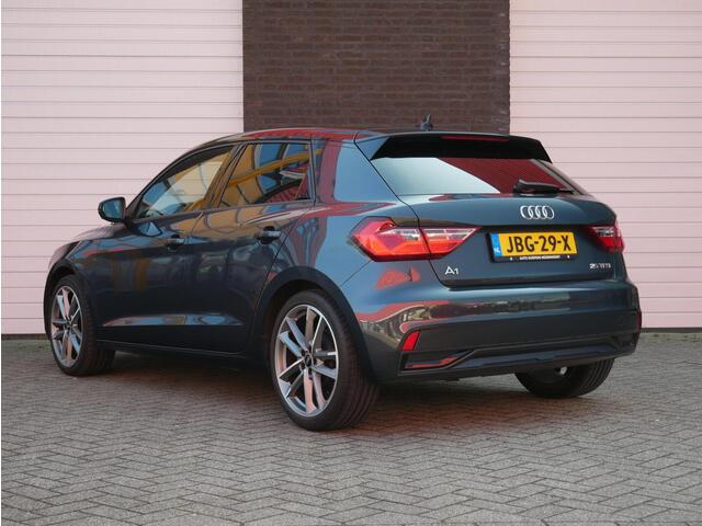 Audi A1 Sportback S line 18'|Stoelverwarming| ACC| Carplay| Virtual