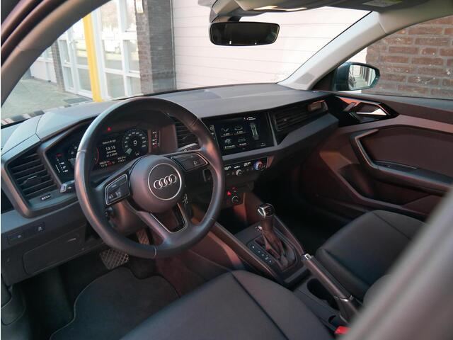 Audi A1 Sportback S line 18'|Stoelverwarming| ACC| Carplay| Virtual