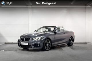 BMW 2-SERIE Cabrio 220i High Executive | M Sportpakket | Stoelverwarming  | M sport-onderstel