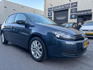 Volkswagen Golf VI