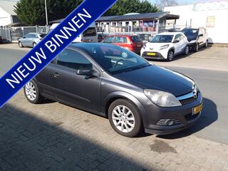 Opel Astra (2009 - 2015)