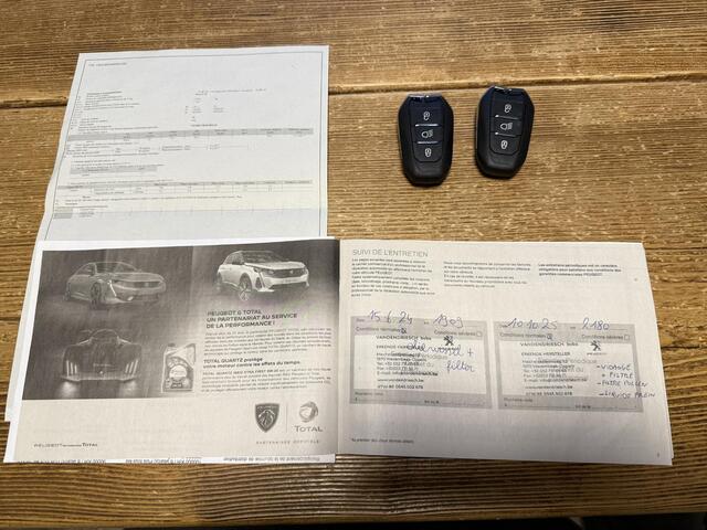 Peugeot 2008 1.2 PureTech Allure Automaat 
