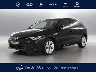 VOLKSWAGEN GOLF 1.5 eHybrid 204pk Life Edition DSG / Navigatie / Camera