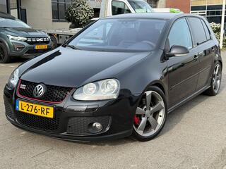 Volkswagen Golf V