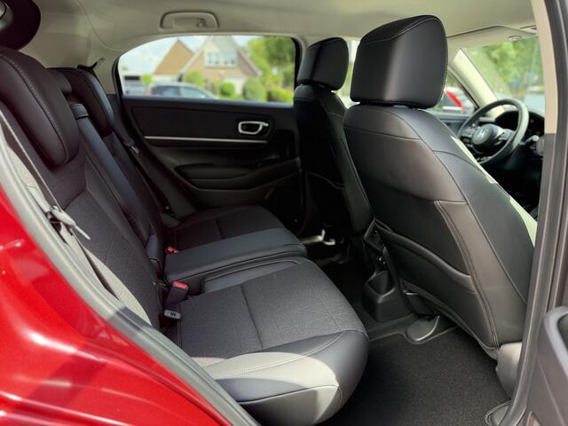 Honda HR-V 1.5 e:HEV Advance � 2.000,- KORTING Dodehoekdetectie, Elektrische achterklep, Voorstoelen + Stuur verwarmd