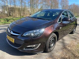 Opel Astra (2009 - 2015)