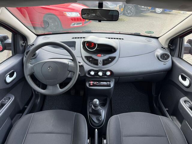 Renault Twingo 1.2-16V Authentique Airco Stuurbekr Nap In zeer nette staat incl nw Apk 24-07-2027