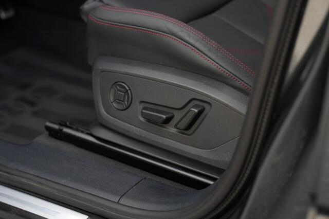 Audi Q3 45 TFSI E S EDITION/MATRIX/LEDER/PANO/SFEER/TREKHAAK