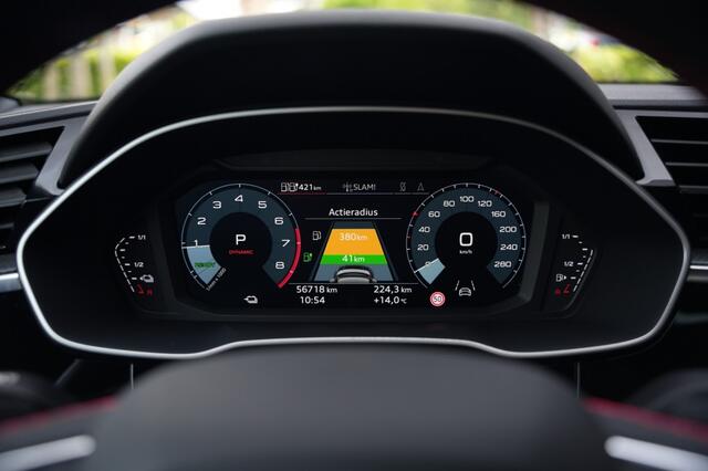 Audi Q3 45 TFSI E S EDITION/MATRIX/LEDER/PANO/SFEER/TREKHAAK