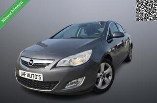 Opel Astra (2009 - 2015)