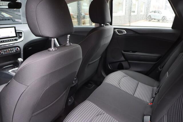 KIA CEE D Ceed Sportswagon 1.0 T-GDi DynamicLine 120pk |LED|Navigatie|Bluetooth|Camera|Dakrails|Lane assist.