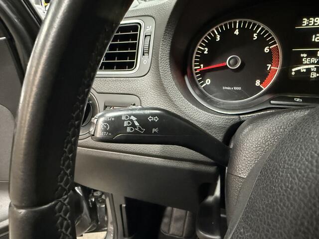 Volkswagen Polo 1.4-16V Comfortline // Autom. // Cruise // Airco // LM velgen 