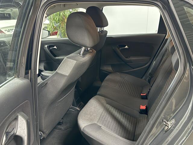 Volkswagen Polo 1.4-16V Comfortline // Autom. // Cruise // Airco // LM velgen 