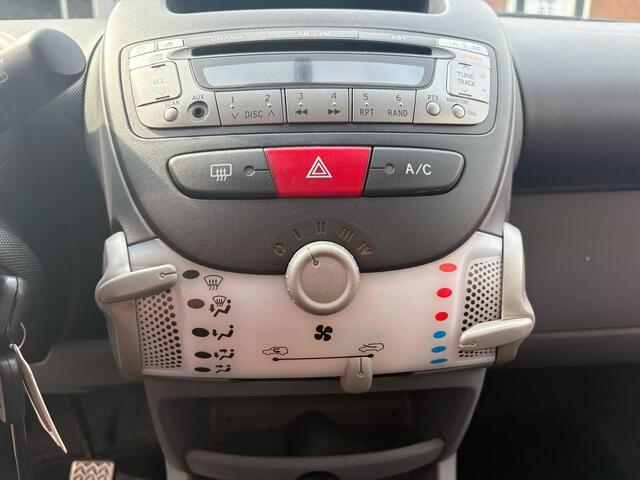 Peugeot 107 APK TOT APRIL 2027 I 1E EIGENAAR l AUTOMAAT l DEALER ONDERHOUDEN I