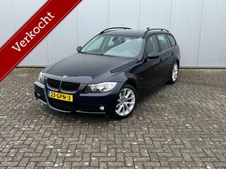 BMW 3-SERIE Touring 318i Executive Airco/Nieuwe distr. ketting.NAP