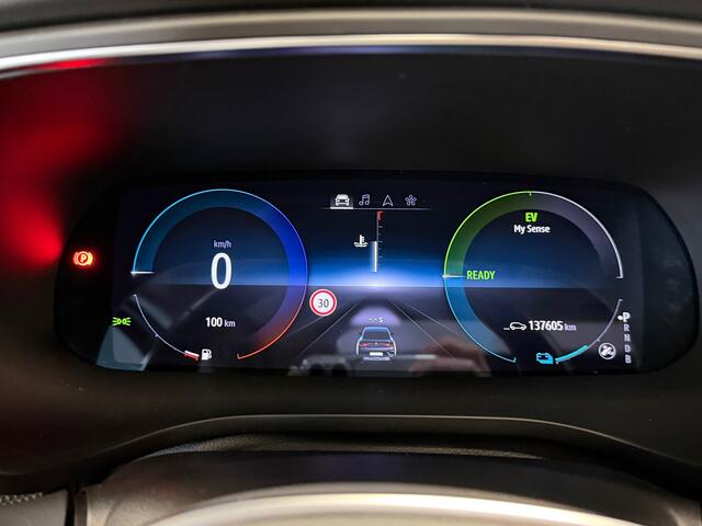 Renault Arkana 1.6 E-Tech Hybrid 145 Intense PANORAMADAK CAMERA CRUISE KEYLESS-GO LANE-ASSIST USB AUX