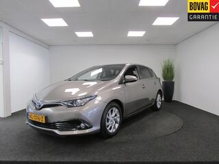 TOYOTA AURIS 1.8 Hybrid I Achteruitrijcamera I Navigatie I BOVAG-Garantie I