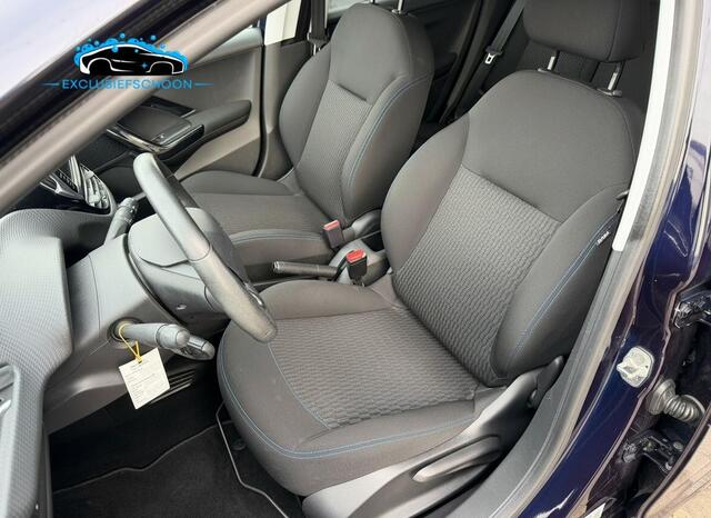 Peugeot 208 1.2 PureTech Blue Lease Allure WINTERSET/GOED-ONDERHOUDEN/NAVI