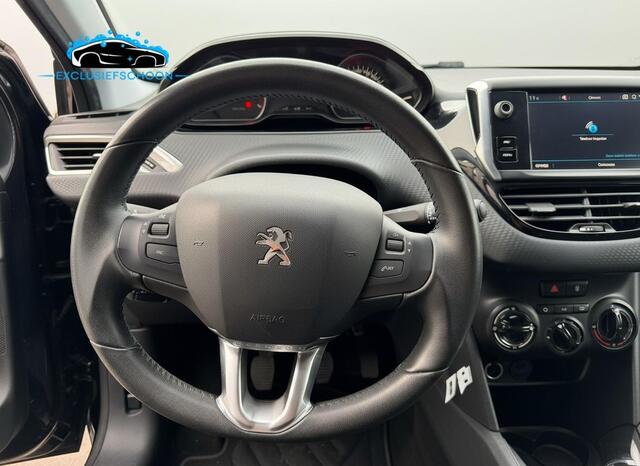 Peugeot 208 1.2 PureTech Blue Lease Allure WINTERSET/GOED-ONDERHOUDEN/NAVI