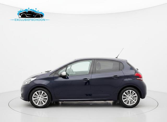 Peugeot 208 1.2 PureTech Blue Lease Allure WINTERSET/GOED-ONDERHOUDEN/NAVI