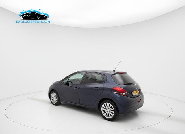 Peugeot 208 1.2 PureTech Blue Lease Allure WINTERSET/GOED-ONDERHOUDEN/NAVI