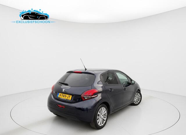 Peugeot 208 1.2 PureTech Blue Lease Allure WINTERSET/GOED-ONDERHOUDEN/NAVI