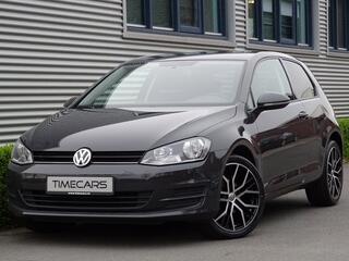 VOLKSWAGEN GOLF V E R K O C H T