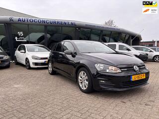 Volkswagen Golf VII
