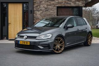 Volkswagen Golf VII