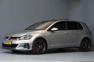Volkswagen Golf VII