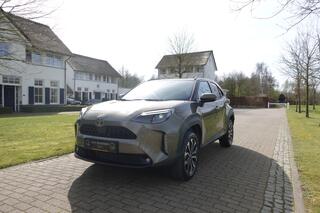 TOYOTA YARIS Cross 1.5 Hybrid 115 Business Plus | Camera | Stoelverwarming | Stuurwielverwarming | ACC | CarPlay |
