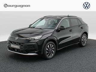 VOLKSWAGEN T-Roc Life First Edition 1.5 eTSI 116 PK | Trekhaak | Stoel- & Stuurverwarming | Carplay | Camera |