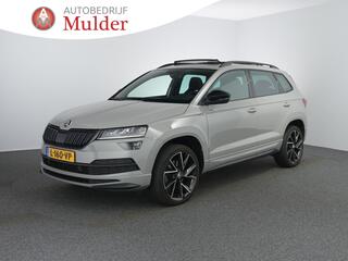 SKODA Karoq 1.5 TSI ACT Sportline Business | Pano | Winterpakket | ACC | Keyless | Camera | Dodehoeksensor |