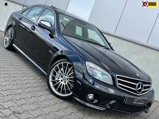 MERCEDES-BENZ C-KLASSE 63 AMG V8 Concoursstaat Geheel Origineel