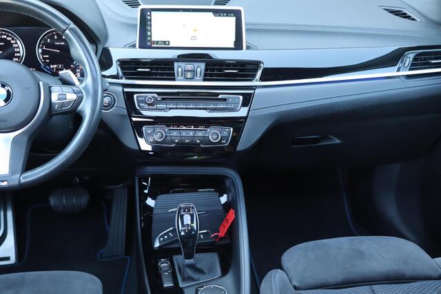BMW X2 sDrive20i 192PK M-Sport ? | Pano ? | HUD ? | Leder ? | Navi ? | Sfeer ?
