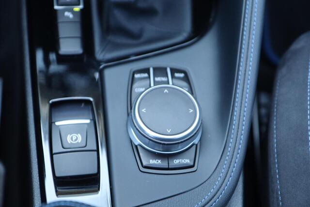 BMW X2 sDrive20i 192PK M-Sport ? | Pano ? | HUD ? | Leder ? | Navi ? | Sfeer ?