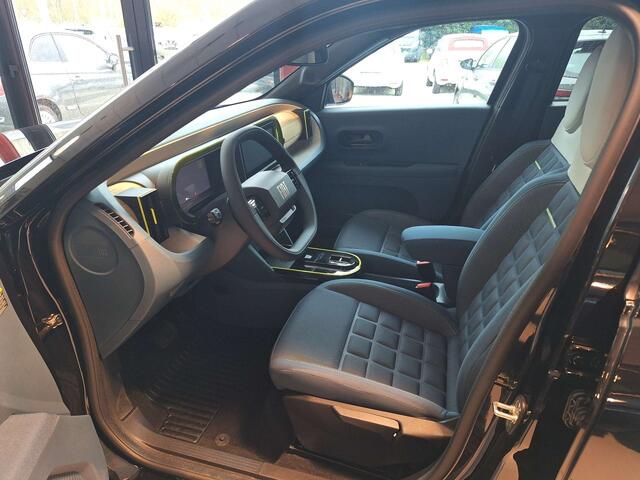 Fiat Grande Panda Grande Panda 1.2 Hybrid La Prima DCT
