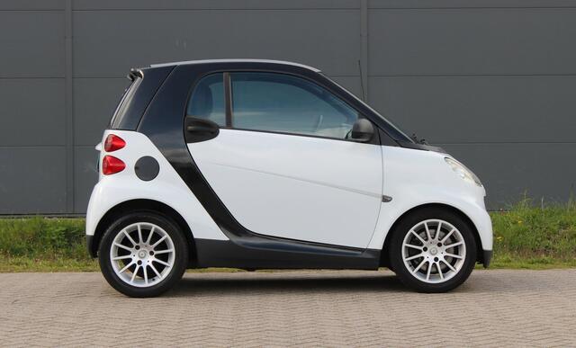 Smart Fortwo coup� 1.0 mhd Automaat Leder