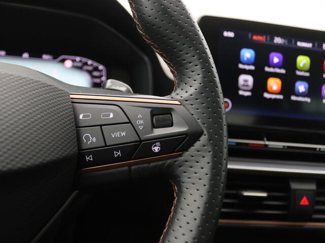 Cupra Formentor 1.4 e-Hybrid Business 204PK DSG Panoramadak, Achteruitrijcamera, Keyless, Side assist, Alarm, 19'' lichtmetaal, Elek. achterklep