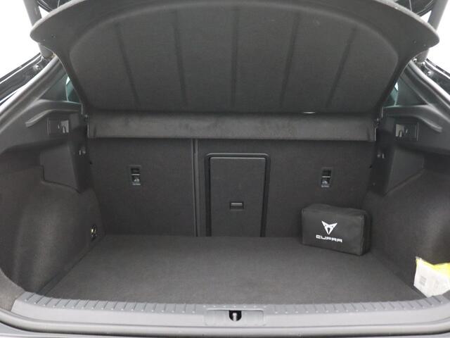 Cupra Formentor 1.4 e-Hybrid Business 204PK DSG Panoramadak, Achteruitrijcamera, Keyless, Side assist, Alarm, 19'' lichtmetaal, Elek. achterklep