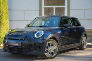 MINI Electric Classic 33 kWh PANO | H&K | HUD | LEDER | CAMERA | STUURVERW | FULL OPTION
