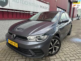 VOLKSWAGEN POLO 1.0 TSI Life // Automaat // Navi // PDC // Led //