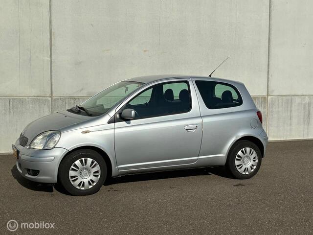 Toyota Yaris 1.3 VVT-i AIRCO 3-DEURS VOLLEDIG ONDERHOUD