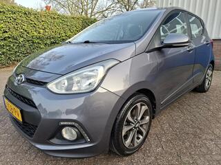 HYUNDAI I 10 1.2i CLIMAT/PDC.A/STOEL & STUUR VERWARMING AUTOMAAT 87PK