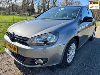 Volkswagen Golf VI
