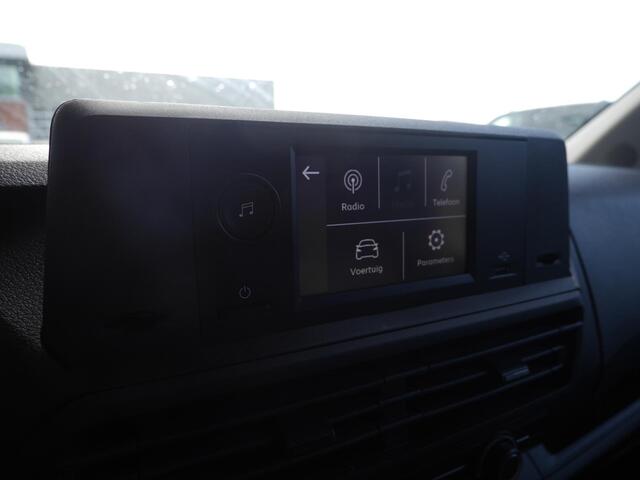 Opel Vivaro 2.0 Diesel 145 L3 | Lage km.stand | 3 Zits Parkeersensoren achter | Regensensor | Achterdeuren met ramen | Airco | Digtitaal instrumentenpaneel