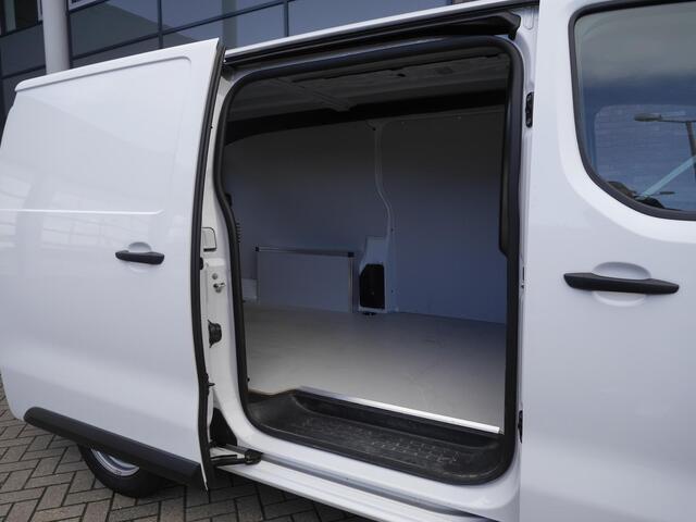 Opel Vivaro 2.0 Diesel 145 L3 | Lage km.stand | 3 Zits Parkeersensoren achter | Regensensor | Achterdeuren met ramen | Airco | Digtitaal instrumentenpaneel