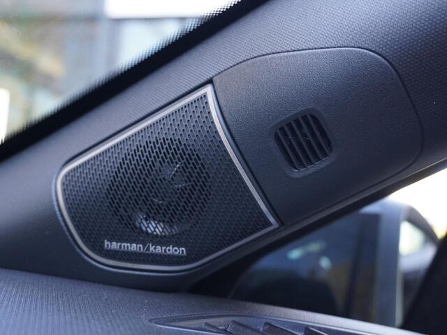 Renault Clio 1.8 Hybrid 160 esprit Alpine / FULL OPTION / DEMO /  HARMAN KARDON / STOELV. / STUURV. / 360� CAMERA / NAVI / SPORTSTOELEN / CAMERA / BLINDSPOT /